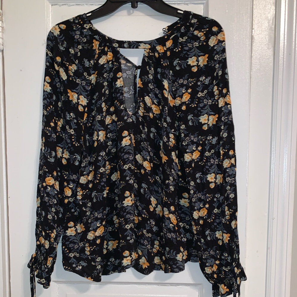 American Eagle Women’s Long Sleeve Top